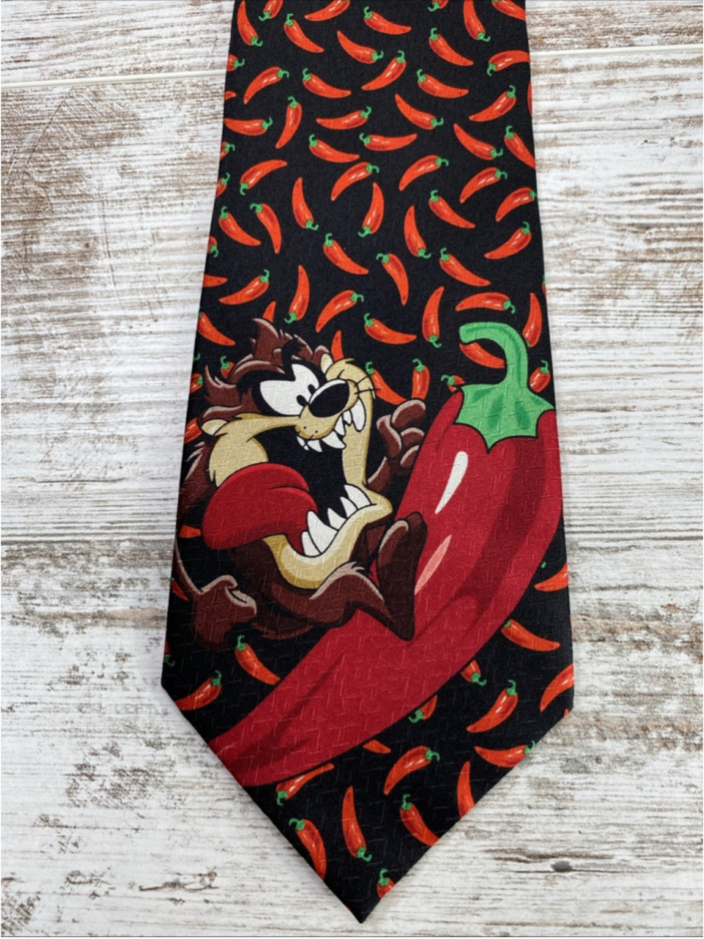 Looney Tunes Taz Tasmanian Devil Chili Pepper Silk Necktie 2002 Warner Bros Vtg
